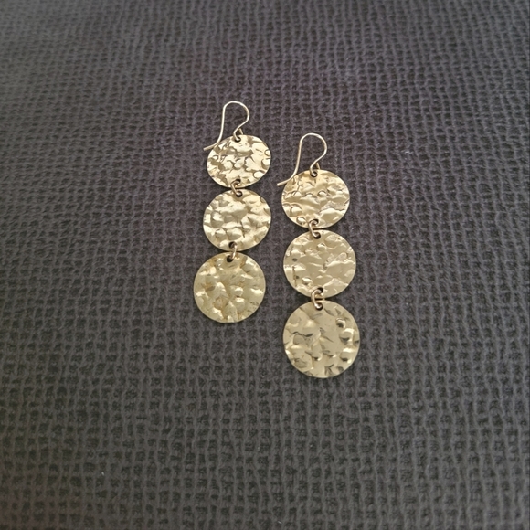 ✨️HP✨️ Gold💛 Filled Hammered🔨 Triple3️⃣ Disc📀 Earrings - Picture 11 of 15